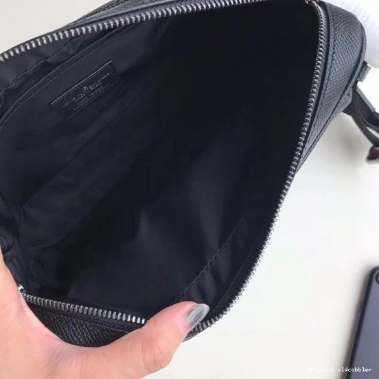 Official oldcobbler Louis Vuitton Messenger 0728